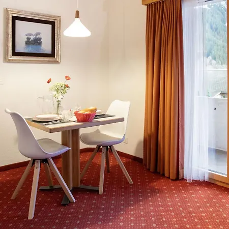 Apartment Apartment Chalet Abendrot Apartments-12 By Interhome *